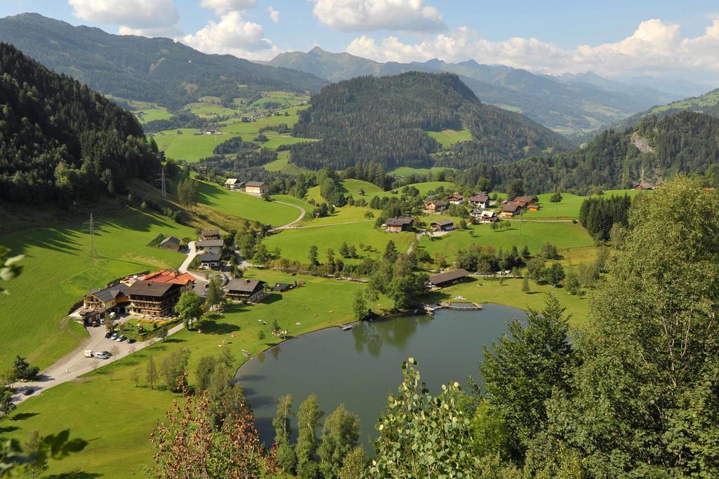 Hotel Seeblick Goldegg Bagian luar foto