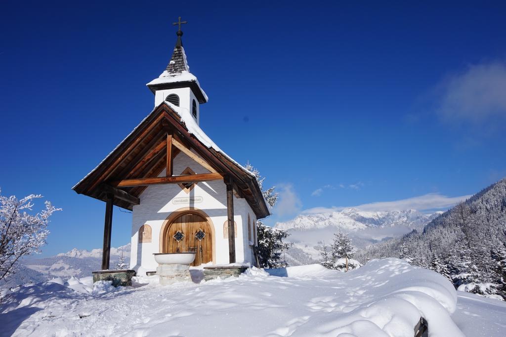 Hotel Seeblick Goldegg Bagian luar foto
