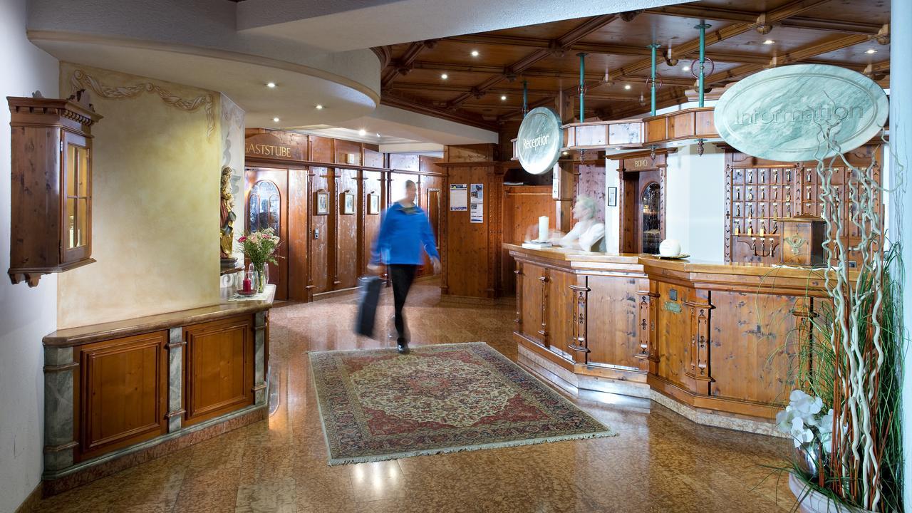 Hotel Seeblick Goldegg Bagian luar foto