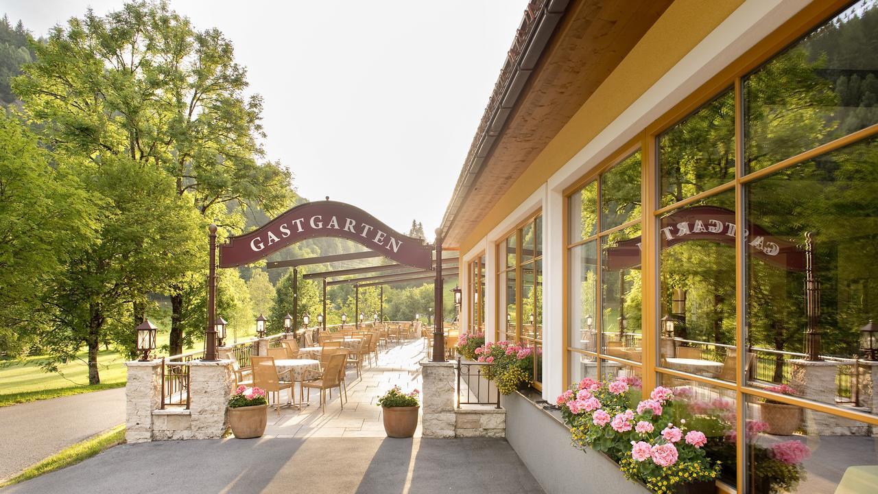 Hotel Seeblick Goldegg Bagian luar foto