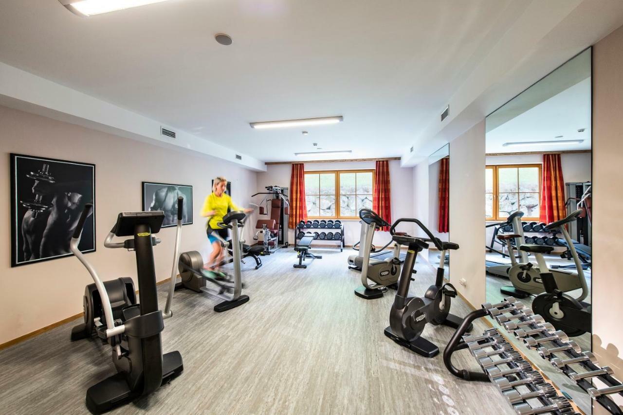 Hotel Seeblick Goldegg Bagian luar foto