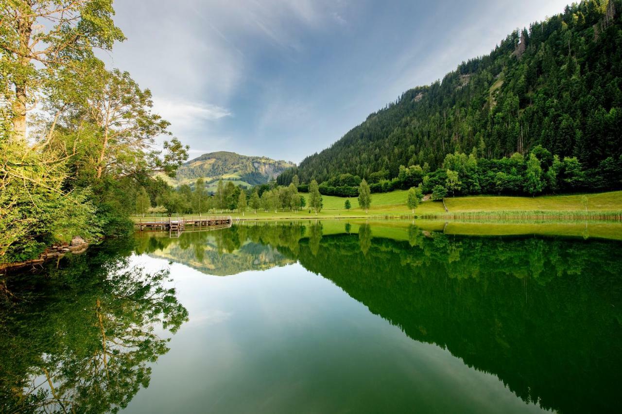 Hotel Seeblick Goldegg Bagian luar foto